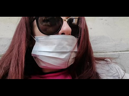 ❤️ Η Νικολέτα εκδικείται τον γείτονά της και κατουράει στο γκαράζ του (Ειδικό Covid19 Ιταλική καραντίνα) ❤️ Ρωσικό πορνό ️