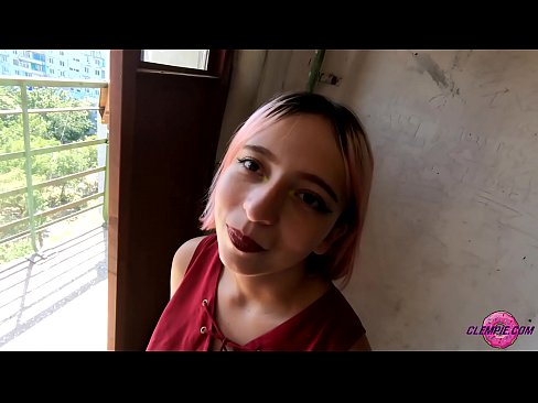 ❤️ Student Sucks a Stranger Sensually in the Backstreet - Face Cumming ❤️ Ρωσικό πορνό ️